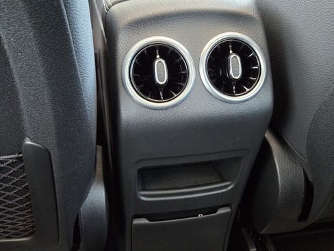 Certified 2026 Mercedes-Benz GLB 250 image 15