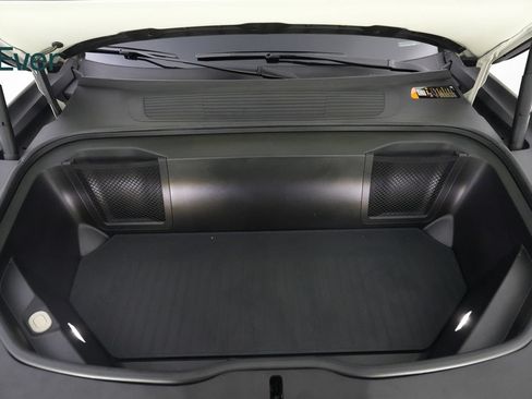 Used 2025 Rivian R1S Adventure AWD/4WD image 28