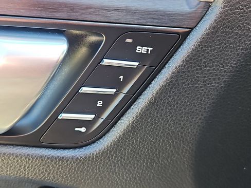 Certified 2020 Porsche Macan GTS AWD/4WD image 24