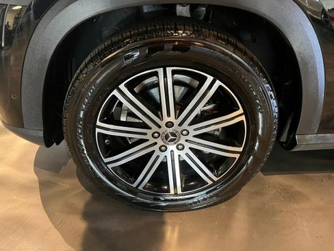 Used 2024 Mercedes-Benz GLE 350 4MATIC image 11