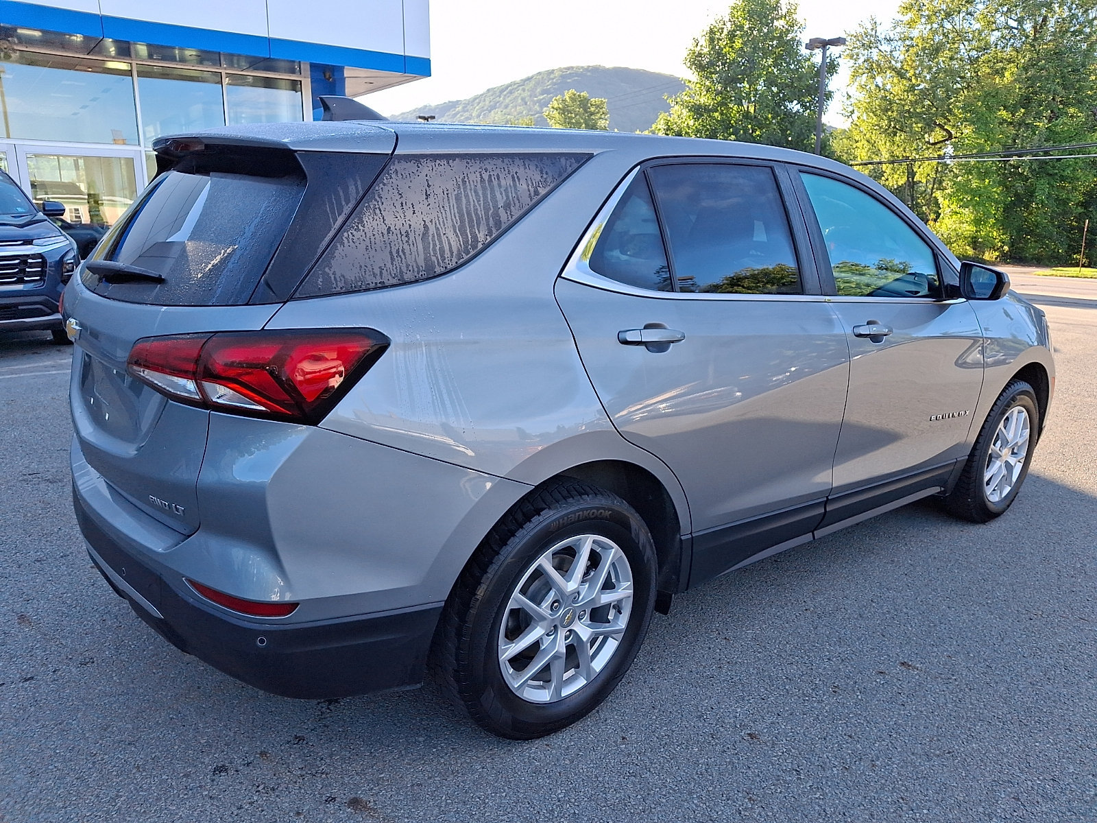 Used 2024 Chevrolet Equinox LT AWD/4WD image 6