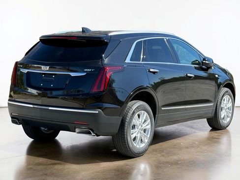 New 2026 Cadillac XT5 Luxury image 12