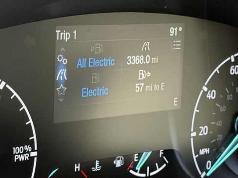 Used 2024 Ford Maverick XLT FWD image 9