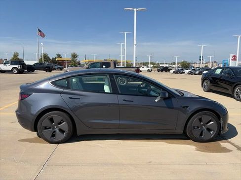 Used 2023 Tesla Model 3 Standard Range RWD image 8