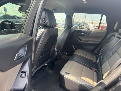 Certified 2025 Chevrolet Equinox LT w/ Convenience Package II AWD/4WD image 29