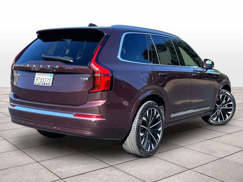 Used 2025 Volvo XC90 T8 Ultra AWD/4WD image 16