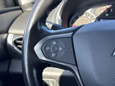 Used 2019 Chevrolet Traverse LT image 19