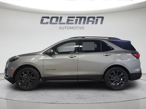 Used 2023 Chevrolet Equinox RS w/ RS Leather Package image 2