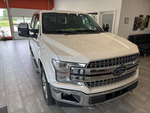 Used 2018 Ford F150 Lariat w/ Equipment Group 502A Luxury AWD/4WD image 2