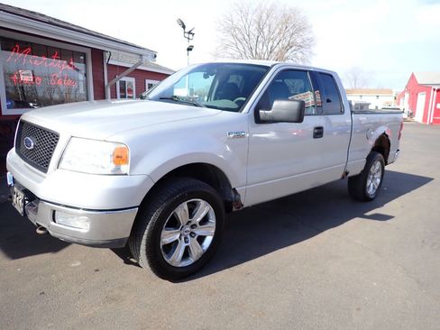 Used 2004 Ford F150 XLT image 3