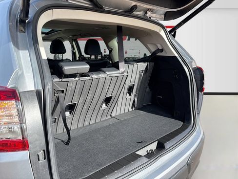 Used 2024 Subaru Ascent Touring AWD/4WD image 28