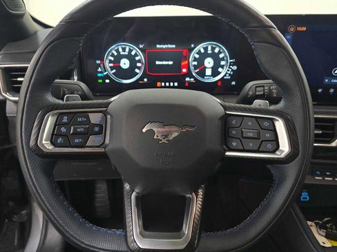 Used 2025 Ford Mustang GT Premium w/ GT Performance Package RWD image 9
