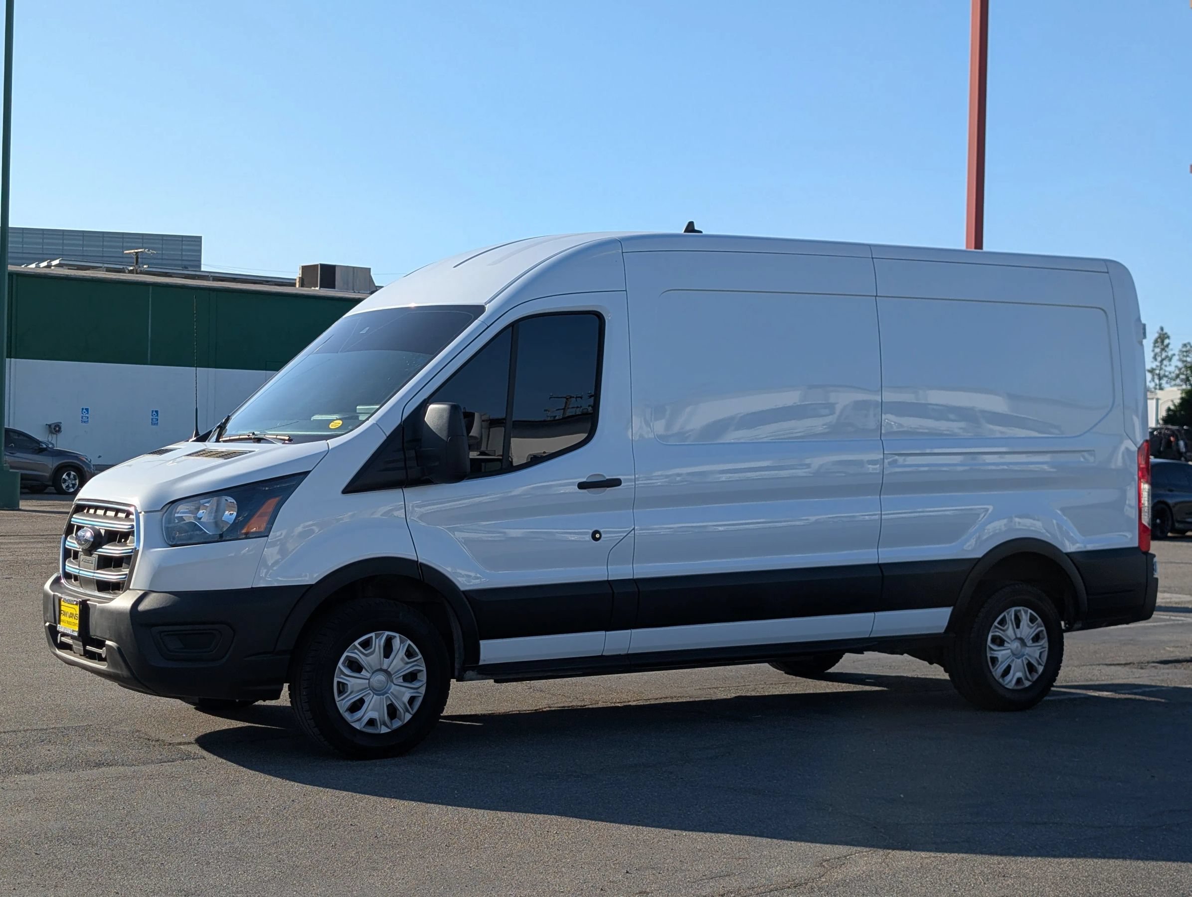 Used 2023 Ford E-Transit Medium Roof RWD image 5