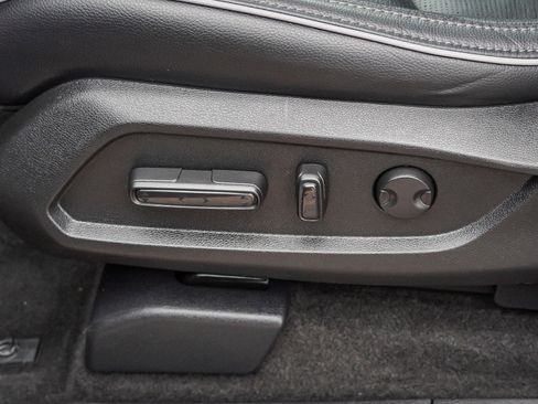 Used 2023 Honda Pilot Elite image 17