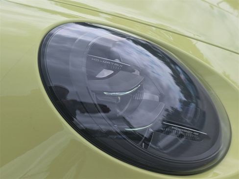 Used 2025 Porsche 911 Carrera GTS image 15