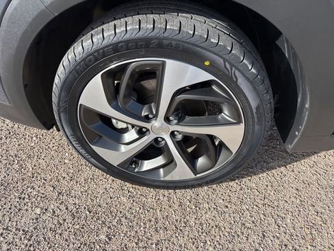 Used 2018 Hyundai Tucson Sport image 20