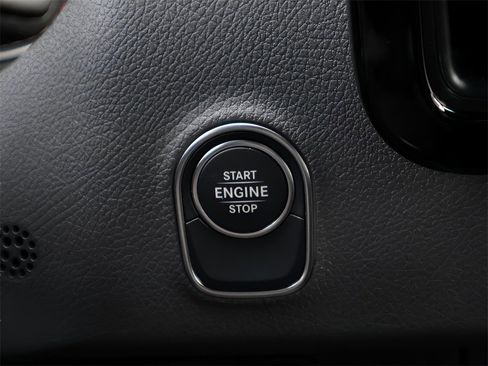 New 2025 Mercedes-Benz Sprinter 2500 image 37