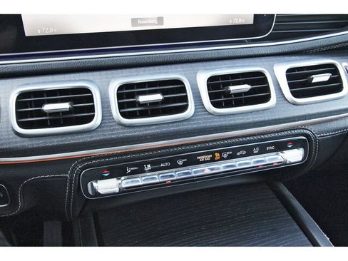 Used 2020 Mercedes-Benz GLE 350 4MATIC image 29