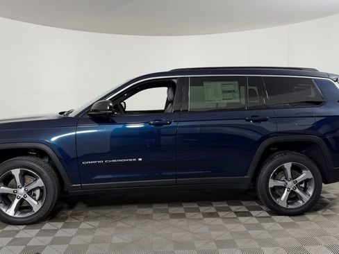 New 2026 Jeep Grand Cherokee L Limited AWD/4WD image 4
