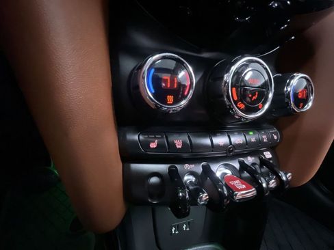 Used 2020 MINI Cooper S image 14