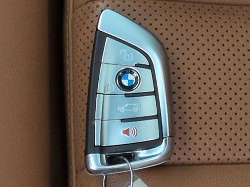 Used 2019 BMW X5 xDrive40i w/ Premium Package 2 image 36