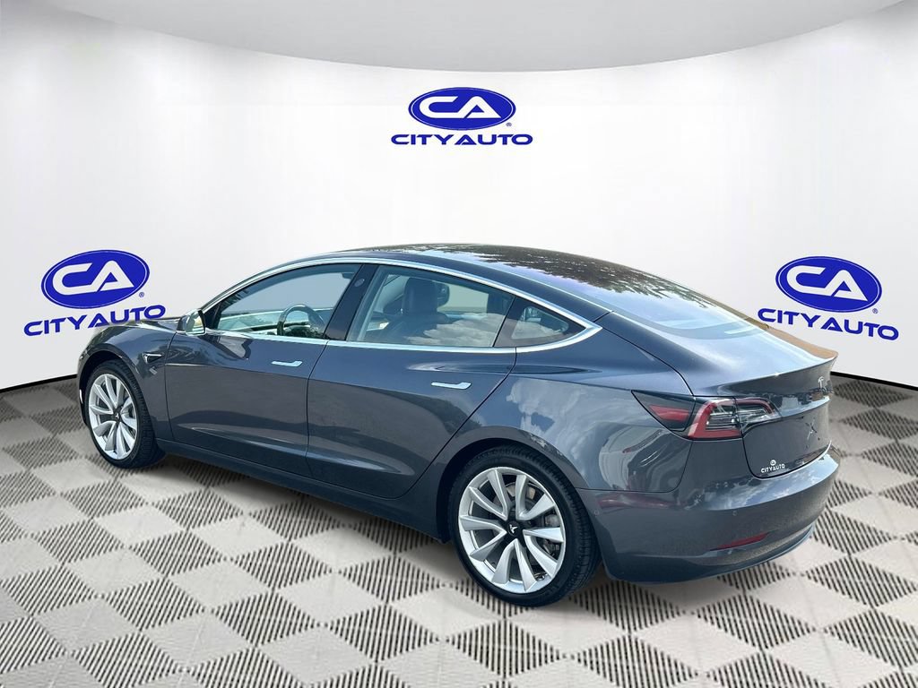 Used 2018 Tesla Model 3 RWD image 5
