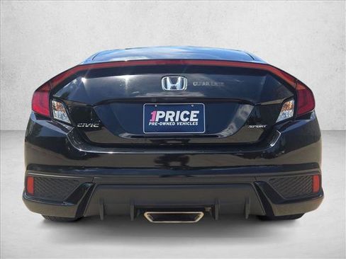Used 2020 Honda Civic Sport image 7