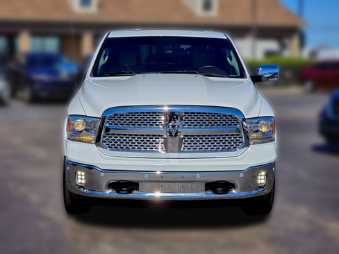 Used 2018 RAM 1500 Laramie w/ Convenience Group AWD/4WD image 5