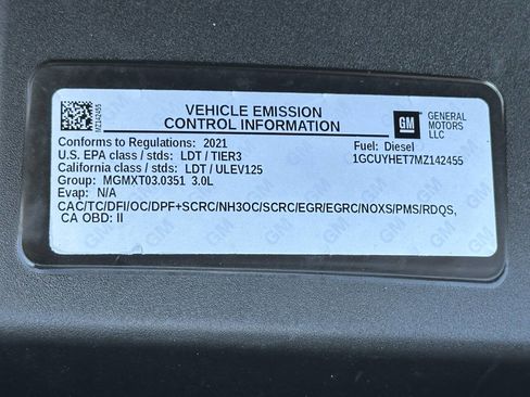 Used 2021 Chevrolet Silverado 1500 High Country w/ Technology Package image 37