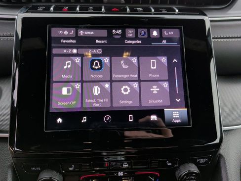 New 2025 Jeep Grand Cherokee Altitude image 28