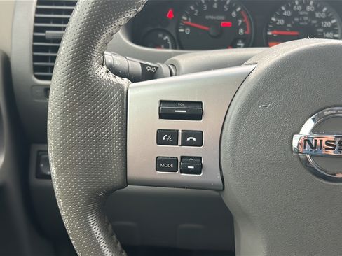Used 2018 Nissan Frontier SV w/ Value Truck Package RWD image 24