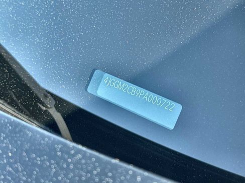 Used 2023 Mercedes-Benz EQE 500 4MATIC SUV w/ Pinnacle Trim Package image 24