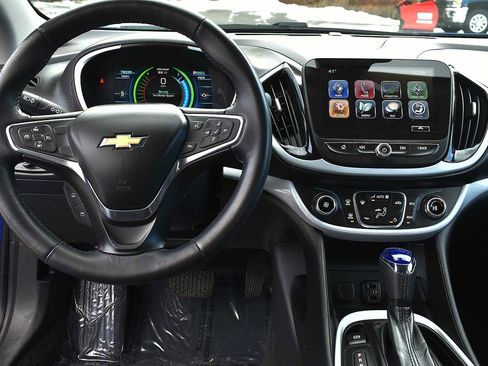 Used 2017 Chevrolet Volt LT image 11