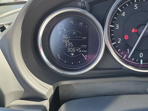 Certified 2022 MAZDA MX-5 Miata Club RWD image 9