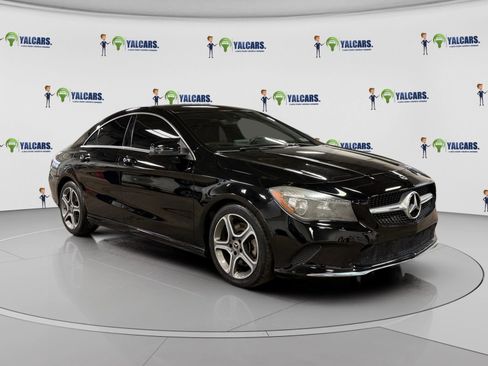 Used 2018 Mercedes-Benz CLA 250 4MATIC image 7