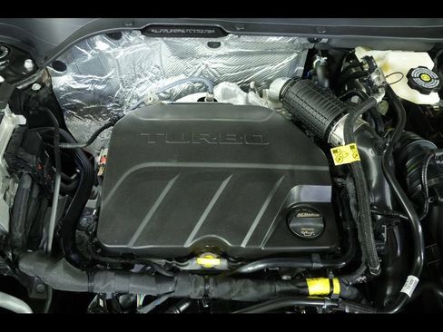 New 2026 Chevrolet Trax LS w/ LS Convenience Package FWD image 17