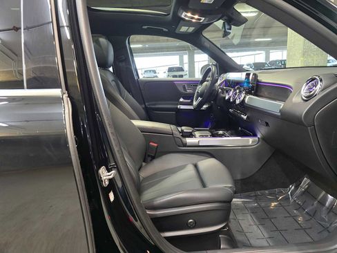 Used 2023 Mercedes-Benz GLB 250 GLB 250 w/ Premium Package image 67