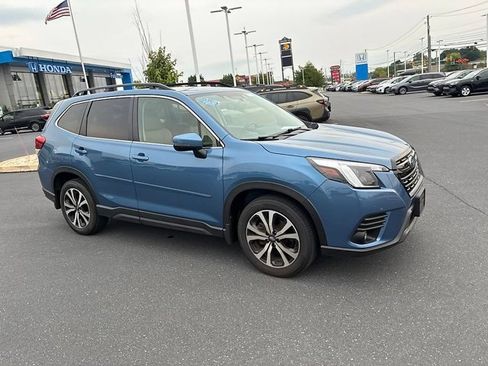 Used 2024 Subaru Forester Limited AWD/4WD image 3
