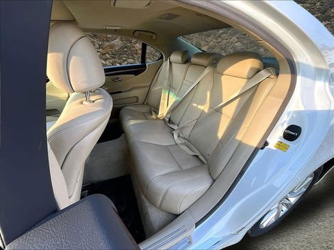 Used 2010 Lexus LS 460 AWD image 24