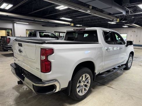 Used 2021 Chevrolet Silverado 1500 LTZ w/ LTZ Premium Package AWD/4WD image 4