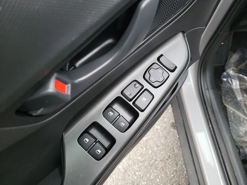 Used 2023 Hyundai Kona SEL image 20