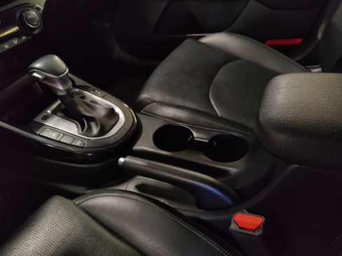 Used 2019 Kia Forte EX FWD image 26