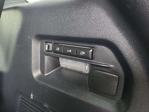 Used 2025 Ford Explorer ST-Line w/ Premium Package image 24