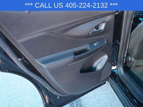 Used 2025 Buick Envista Sport Touring image 26