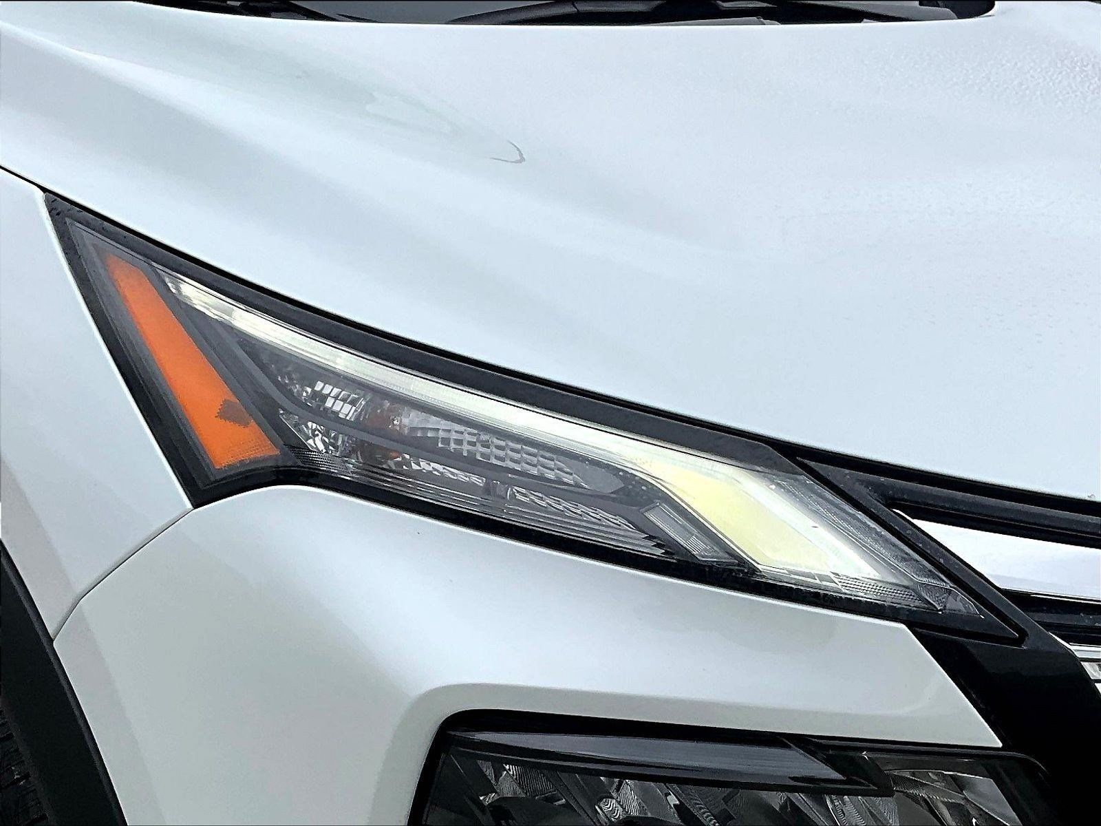 Used 2025 Nissan Rogue SV AWD/4WD image 32