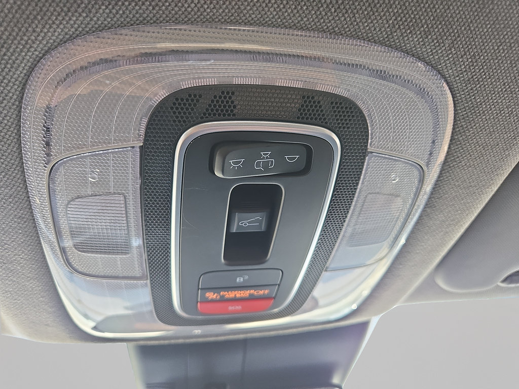 Certified 2025 Hyundai Elantra SEL FWD image 30