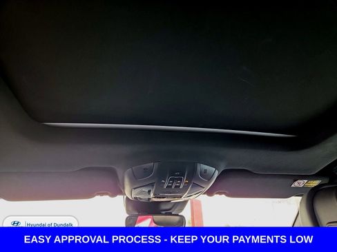 Used 2021 Maserati Levante image 13