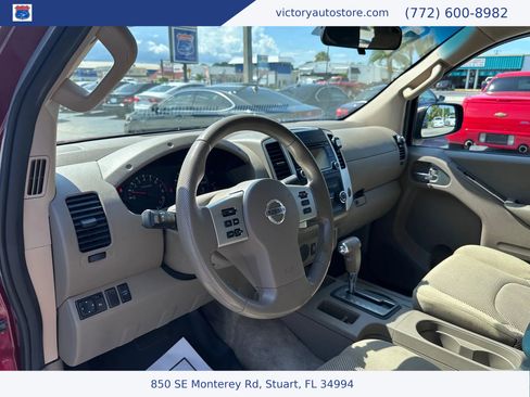 Used 2015 Nissan Frontier SV image 24