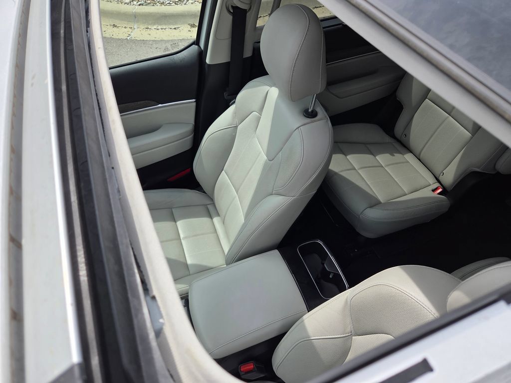 Used 2021 Kia Telluride EX w/ EX Premium Package AWD/4WD image 9