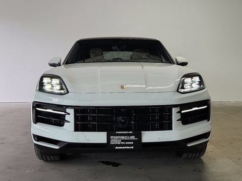Certified 2026 Porsche Cayenne Coupe AWD/4WD image 8